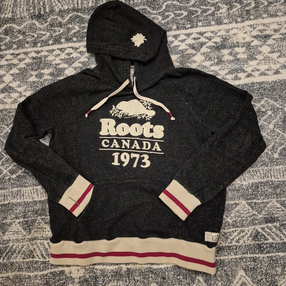 Roots Sweaters - Roots Black and Cream Women's Sweater